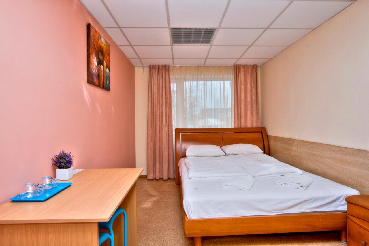 קייב Hostel Podolski Plus מראה חיצוני תמונה