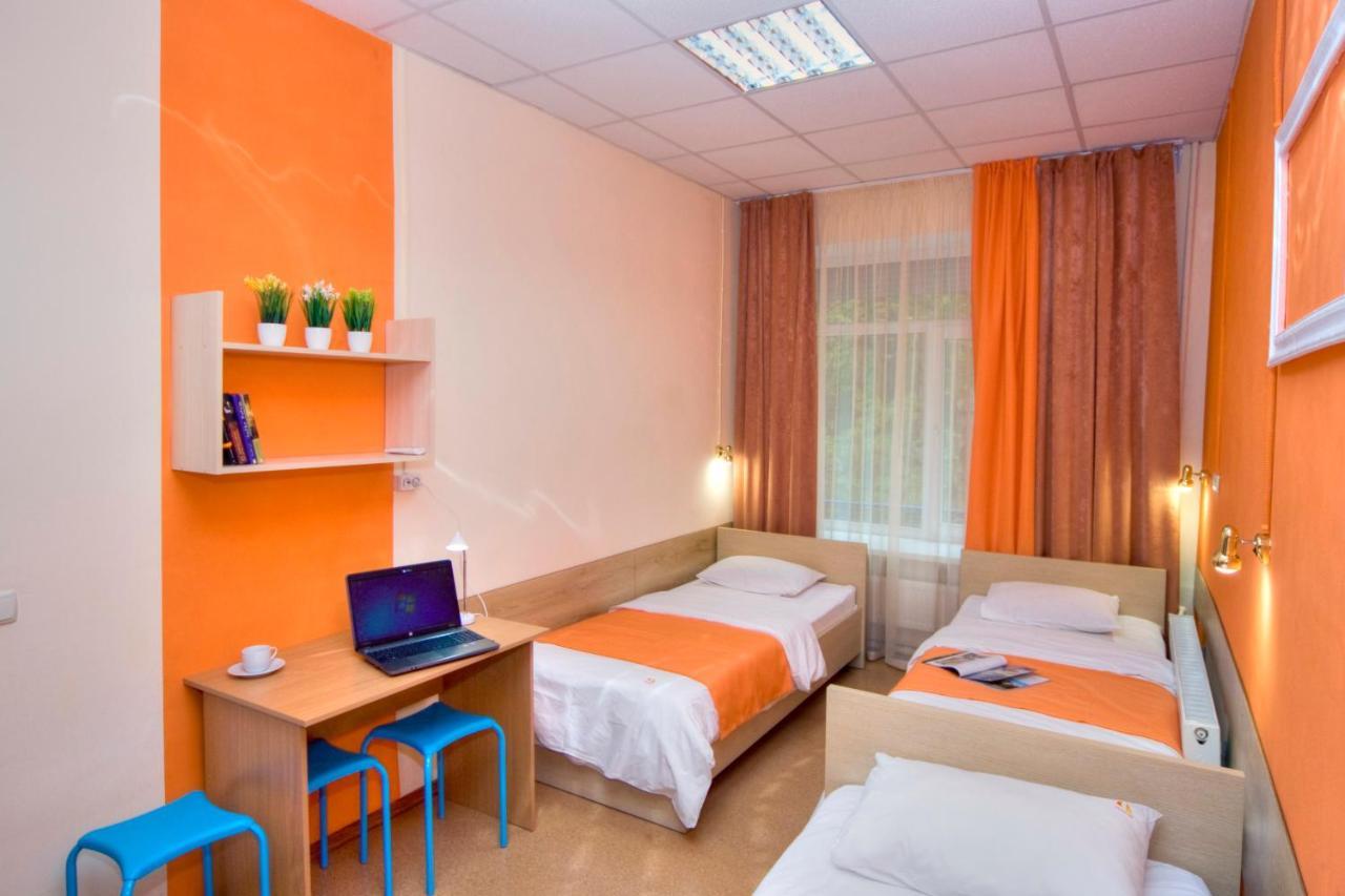 קייב Hostel Podolski Plus מראה חיצוני תמונה