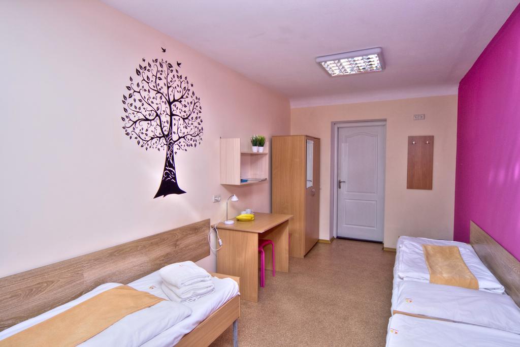 קייב Hostel Podolski Plus מראה חיצוני תמונה