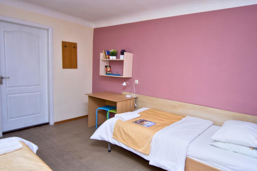 קייב Hostel Podolski Plus חדר תמונה